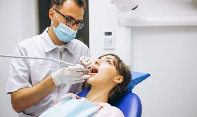 Straight Teeth Talk: When It’s Time to Visit an Orthodontist